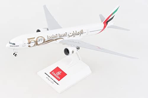 Daron SkyMarks Emirates 777 - 300ER 1/200 w/Dişli 50. Yıl Dönümü SKR1099